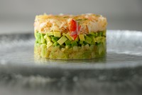 柑橘のジュレ、毛蟹、アボカド、茄子の四重奏