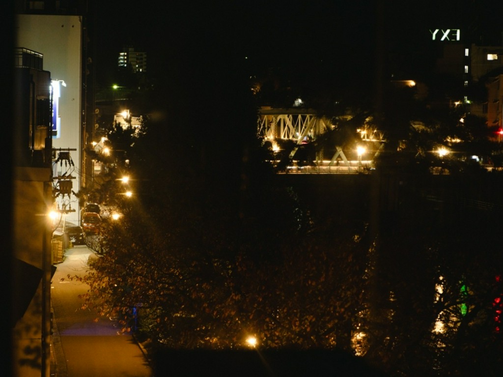 犀川沿いの居酒屋。都会の喧騒を忘れさせてくれる隠れ家