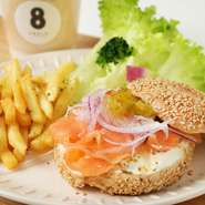 フレッシュ野菜もたっぷり楽しめるランチメニューは必見