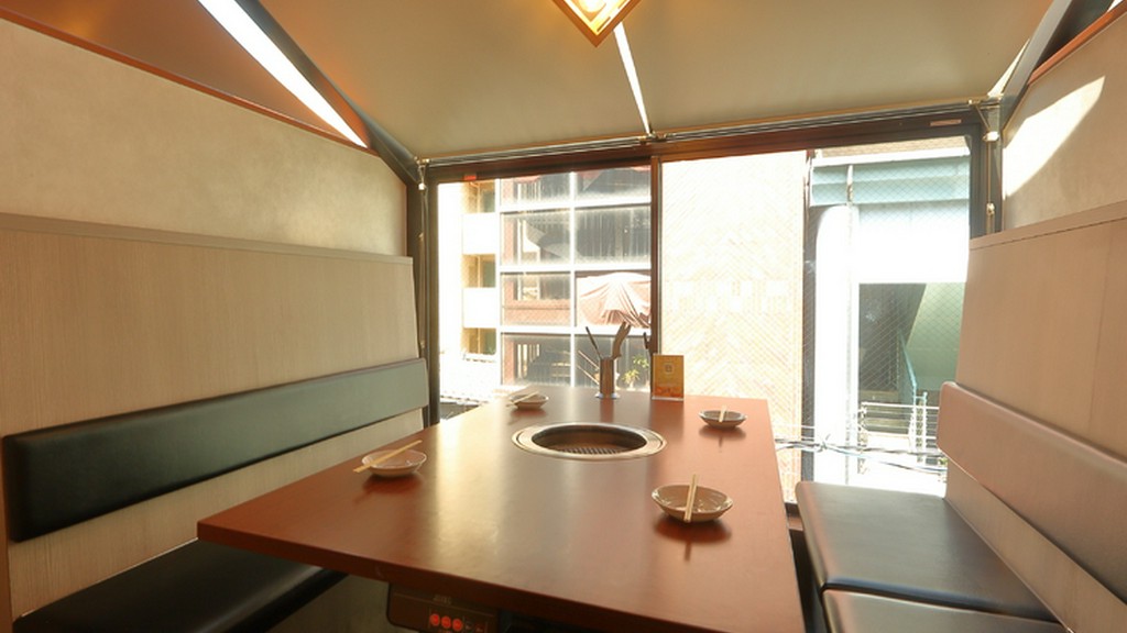 2名から利用可能。特別な日に使いたい、夜景が見える完全個室