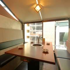 2名から利用可能。特別な日に使いたい、夜景が見える完全個室