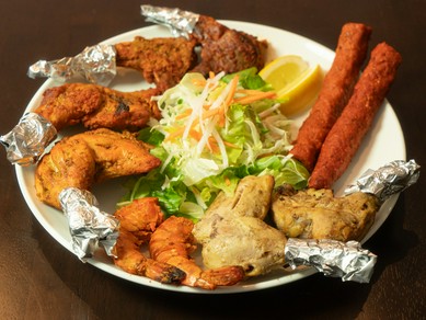 人数や予算に応じて柔軟に対応できる食べ放題プランを用意