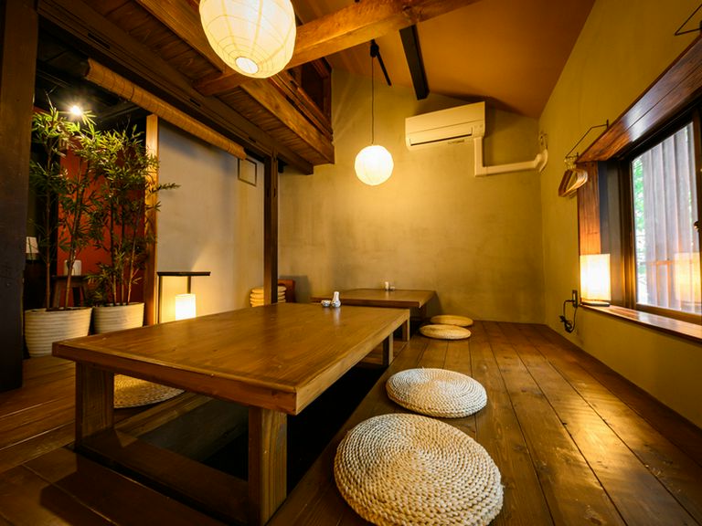 2階は貸切可能な掘りごたつ席。宴会・接待・会食にオススメ