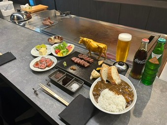 香辛料の配合にもこだわり抜いた、大人のスパイスカレー『カレー』