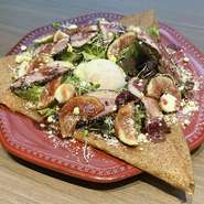 人気メニューをピックアップしたコース料理に、飲み放題が付いた宴会・パーティー向けのプランを用意。オシャレな料理と空間で、いつも一味違った楽しい時間を過ごせそうです。