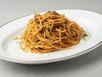サラダ・パン付き
※パスタは『あらびきポールのサルシッチャ』『じっくり煮込んだミートソース』から1種お選びいただけます。