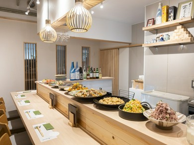 おばんざいはシェアしやすく、二人の距離を縮めてくれる