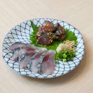 五島の豊かな海で育った鯖の鮮度が自慢。夕刻まで生け簀で泳いでいた新鮮な鯖を、お好みの調理法で楽しむことができます。
※天候で入荷が無い場合もございます。
※前日までのご予約制。
※2人前~のご用意です。