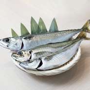 ※天候などで入荷が無い場合もございます。
※前日までのご予約制となります。
※２人前からのご用意です。