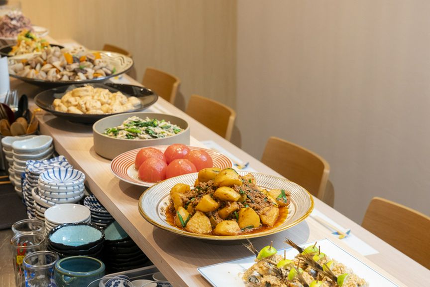 人と触れ合いながら料理を仕上げることに喜びを感じる