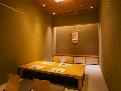 公私問わず活躍する、くつろぎの個室空間