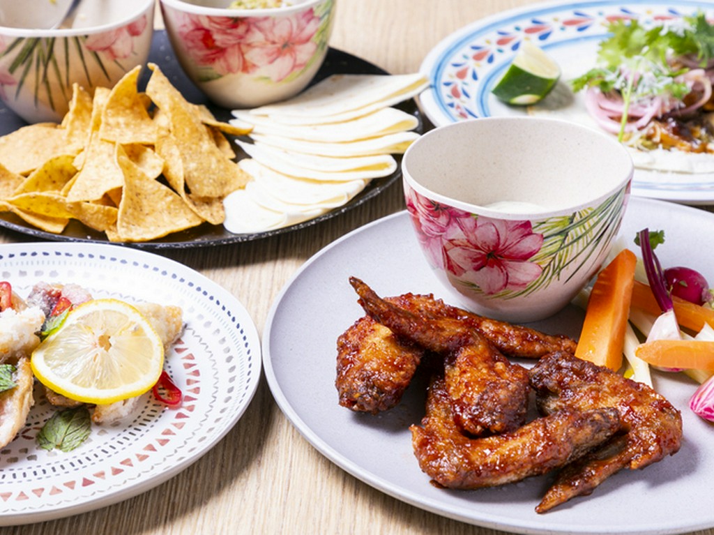 地元食材を活かした、贅沢な沖縄ラテンフュージョン