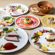 ディナーにふさわしいラテン料理をエッセンスにした創作料理のフルコース。アミューズから始まり、肉・魚両料理、デザートまでの全7品が堪能できます。メインが魚か肉かを選べるプリフィクスコースもあり。