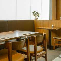 カジュアルに過ごす。温もりに癒されるくつろぎの空間