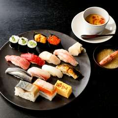 ランチ限定。多彩な鮨が手軽に楽しめる『海山-うんざん-』
