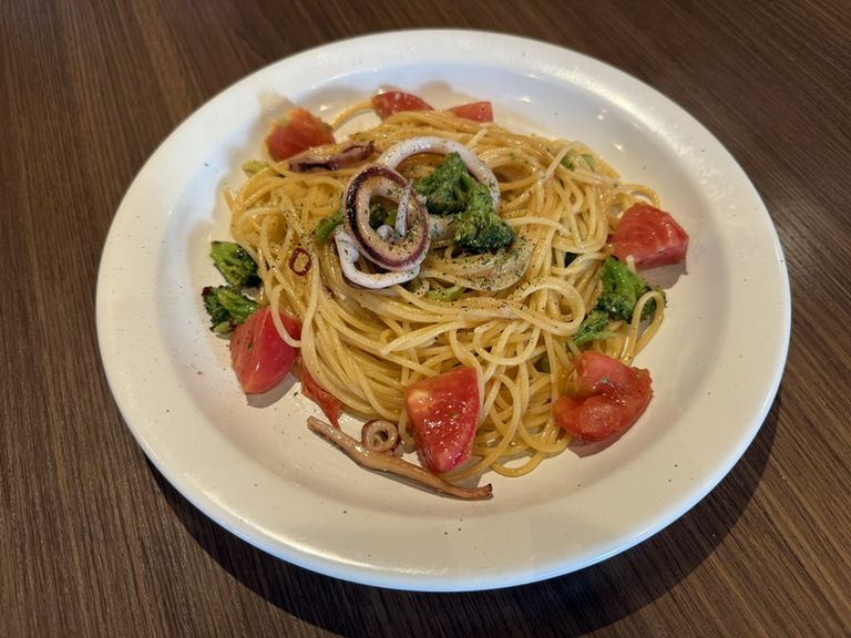 いかとブロッコリーのレモンバター