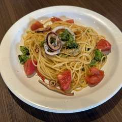 いかとブロッコリーのレモンバター