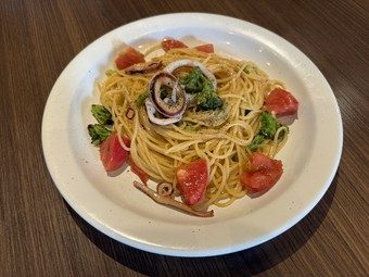 いかとブロッコリーのレモンバター