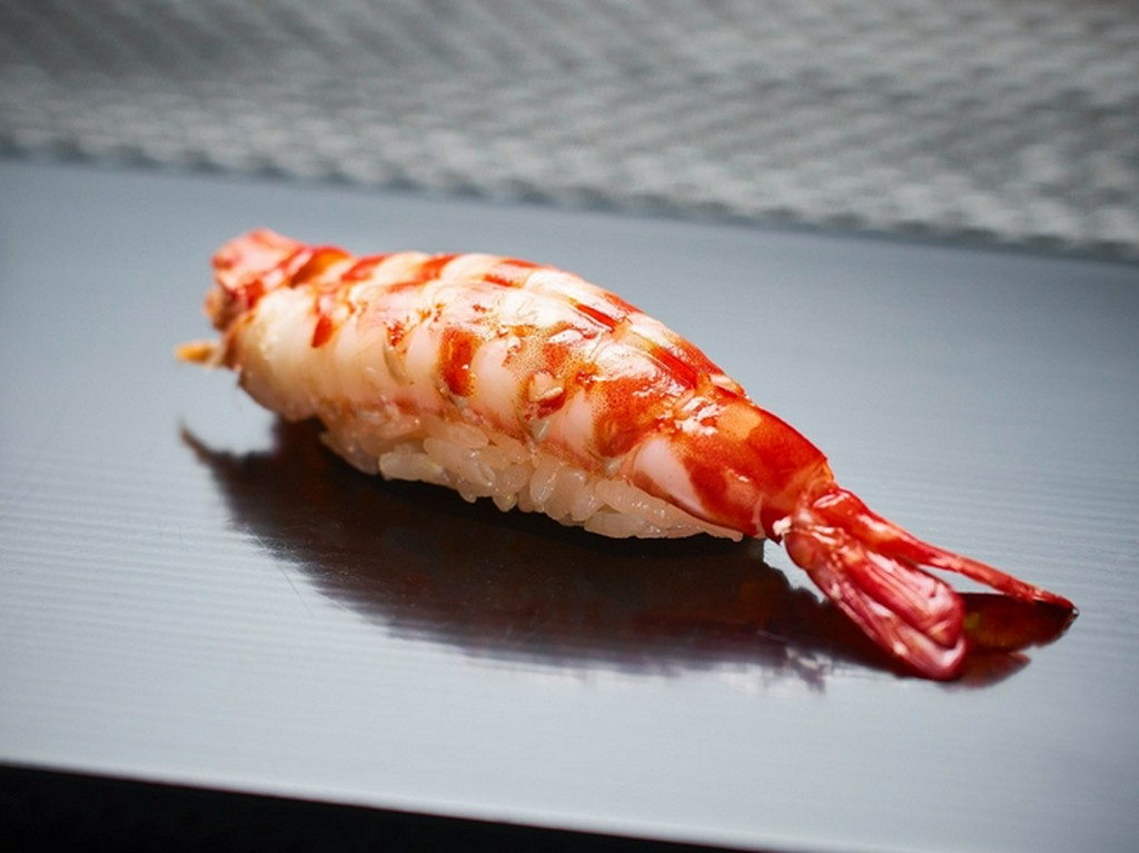 美しい形にも職人技が光る。天草天然車えび