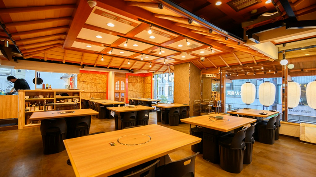 アニバーサリーには、ワインやシャンパンで乾杯を