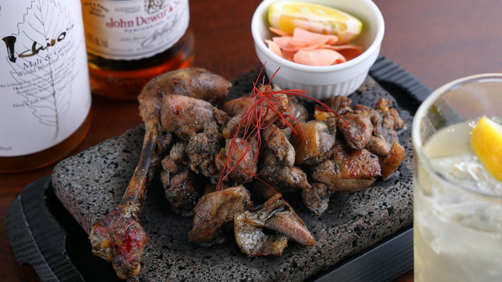 良質な鶏を使った、個性豊かなメニューが自慢