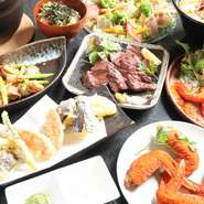 岐阜県で身体に優しい野菜づくりを実践している「大橋農園」より、届けられる野菜たちが【農　おおはし】の主役。自然農法・減農薬にこだわり育てられた新鮮な野菜を使った、彩り豊かな料理が自慢の居酒屋食堂です。