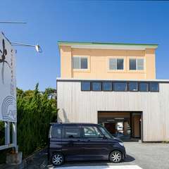 海を眺めながら二人で過ごす一時。ドライブデートにオススメ