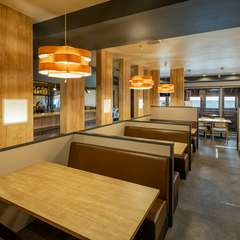 都会の喧騒から離れた空間。接客のテーマは「ちょっとの幸せ」