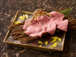 焼肉店でも希少な、和牛タン・ハラミを安定して提供