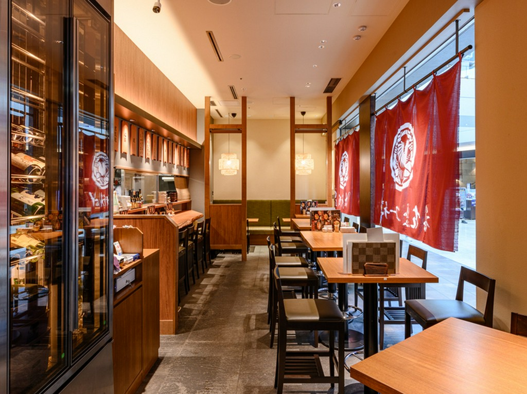 新鮮さと技が生む、名古屋コーチンの極上体験