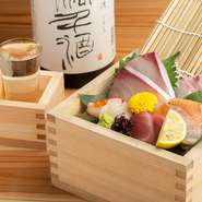 名産品から知る人ぞ知る名物食材まで。淡路島の魅力を余すところなく楽しめるメニューは、県外からのお客様のおもてなしにも最適。淡路島の味覚を心ゆくまで堪能いただけます。