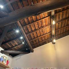 古民家をリノベーションした店内