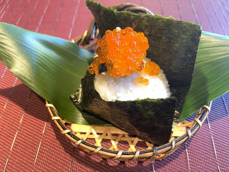 鮭いくらのおにぎり