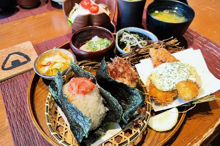おむすびころりん おむすびころりん 糟屋/筑豊/和食 ネット予約可 | ヒトサラ