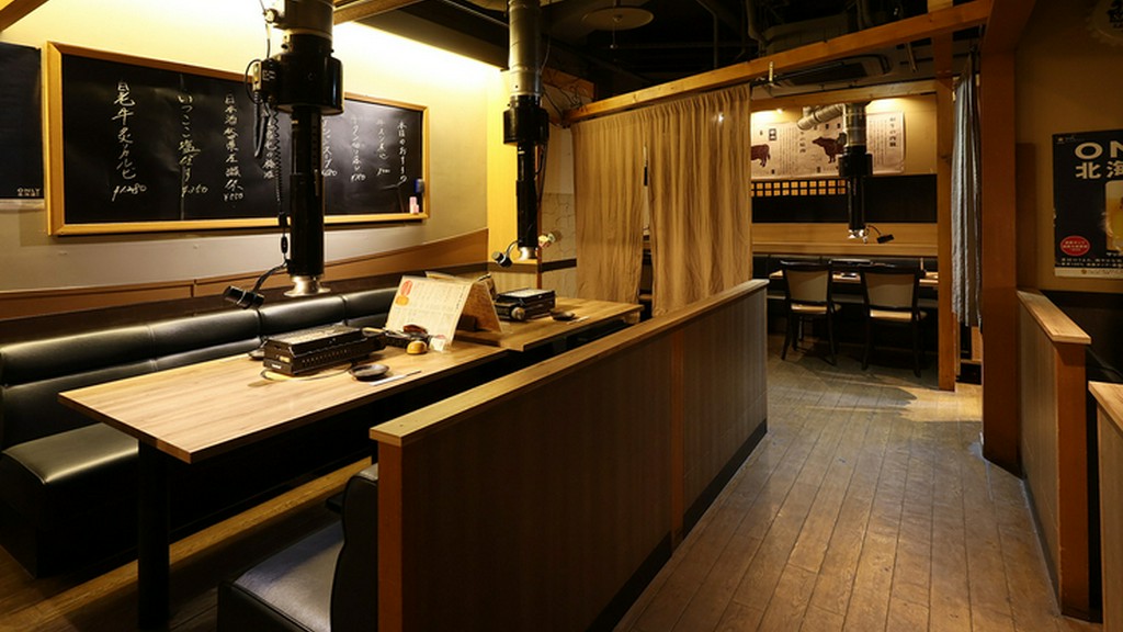 肉のおいしさに舌鼓を打ち、友人や家族とのんびり過ごせる焼肉店