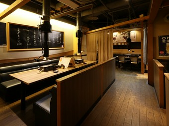 肉のおいしさに舌鼓を打ち、友人や家族とのんびり過ごせる焼肉店