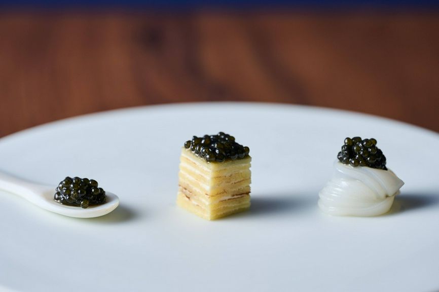 3種キャビアのプレート