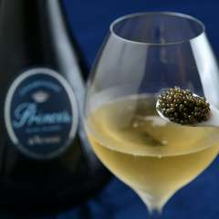 キャビアスプーンとシャンパン