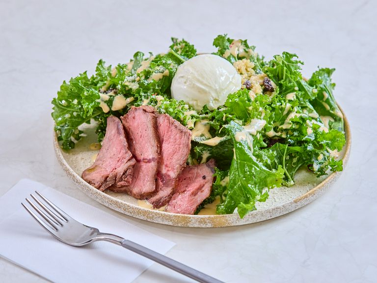 相性抜群『炭火ローストビーフ&ケールサラダ』