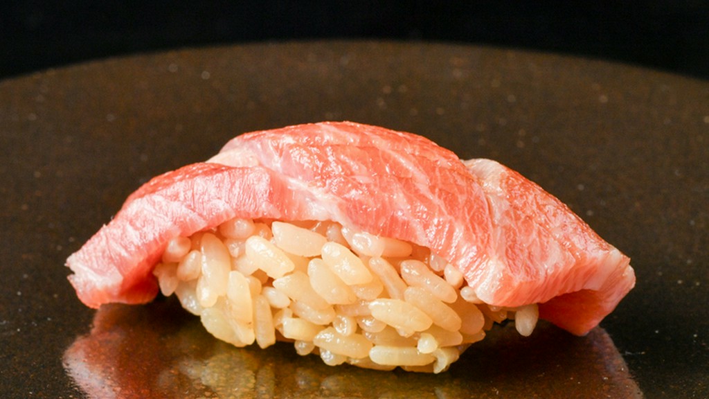 一度味わえば忘れられない、濃厚な旨みが際立つ逸品