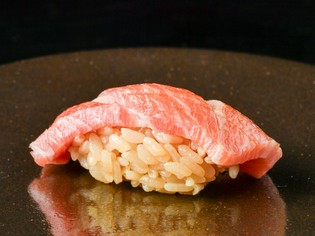 一度味わえば忘れられない、濃厚な旨みが際立つ逸品