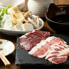 日本酒好きに評判！旨い地酒を少しずつ多種類飲み比べできる