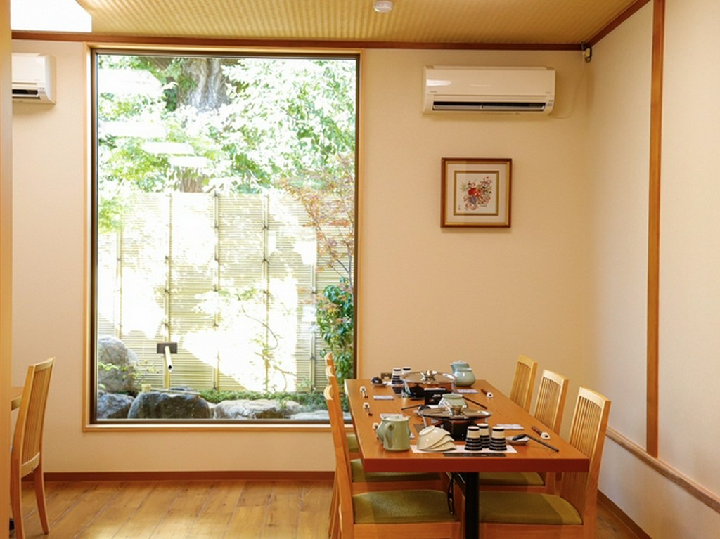 こだわりが散りばめられた、純和風の店内