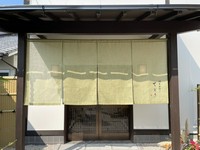 接待など、大切な日には博多水炊きを中心としたコース料理（税込5500円）がオススメです。コース詳細はコースページにてご紹介中です。