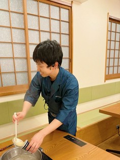お客様との接点ことが、水炊きの醍醐味