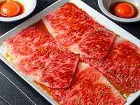 上質な黒毛和牛のおいしさを満喫する『サーロインの焼きスキ』