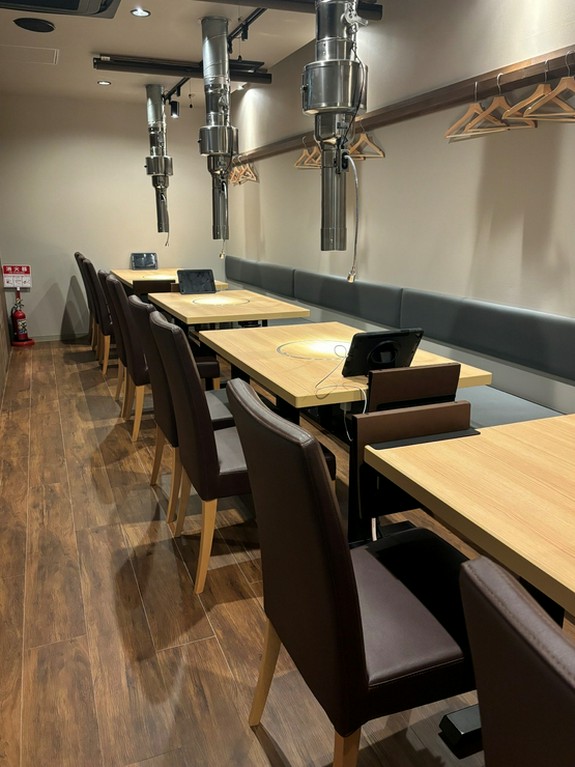 天満橋駅前。大人数での宴会にも対応可