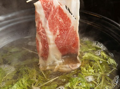 風味豊かな出汁と共に。最後の一口までおいしく楽しめる『しゃぶしゃぶ』