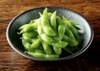 ピリッと辛い明太子が乗ったシンプルで美味しいご飯。明太子の旨味がご飯に染み込んで、食欲をそそります。
