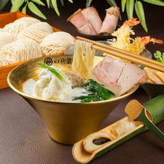 エスプーマトリュフ塩白湯